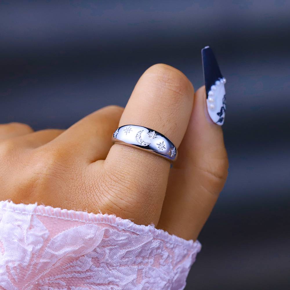 MOON STAR RING